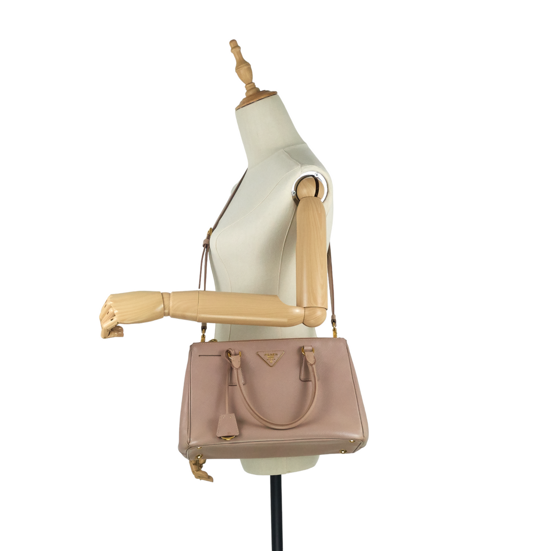 Galleria Double Zip Small Saffiano Leather Tote Bag – Poshbag Boutique