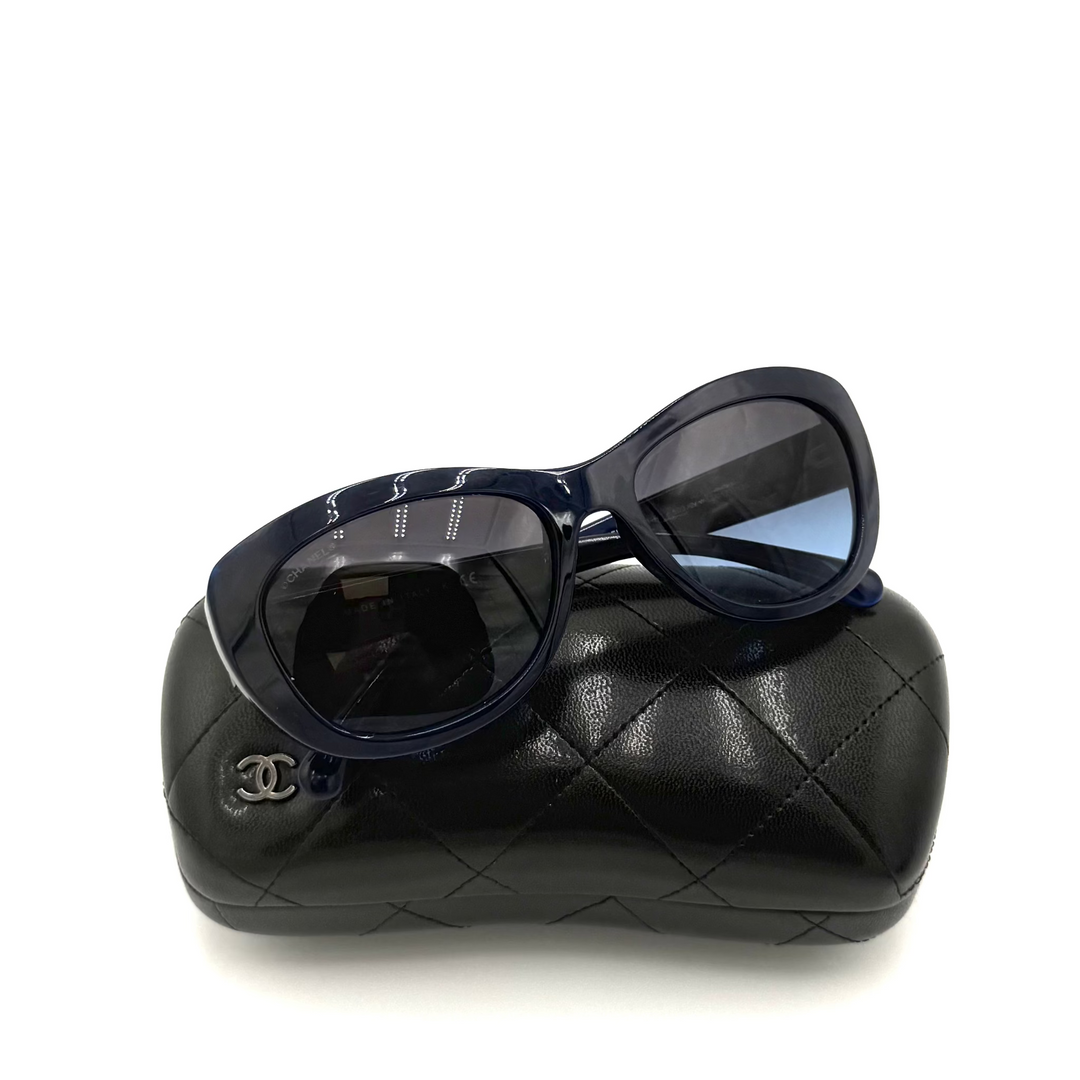 Freshwater Cultured Pearl Cat Eye Sunglasses
