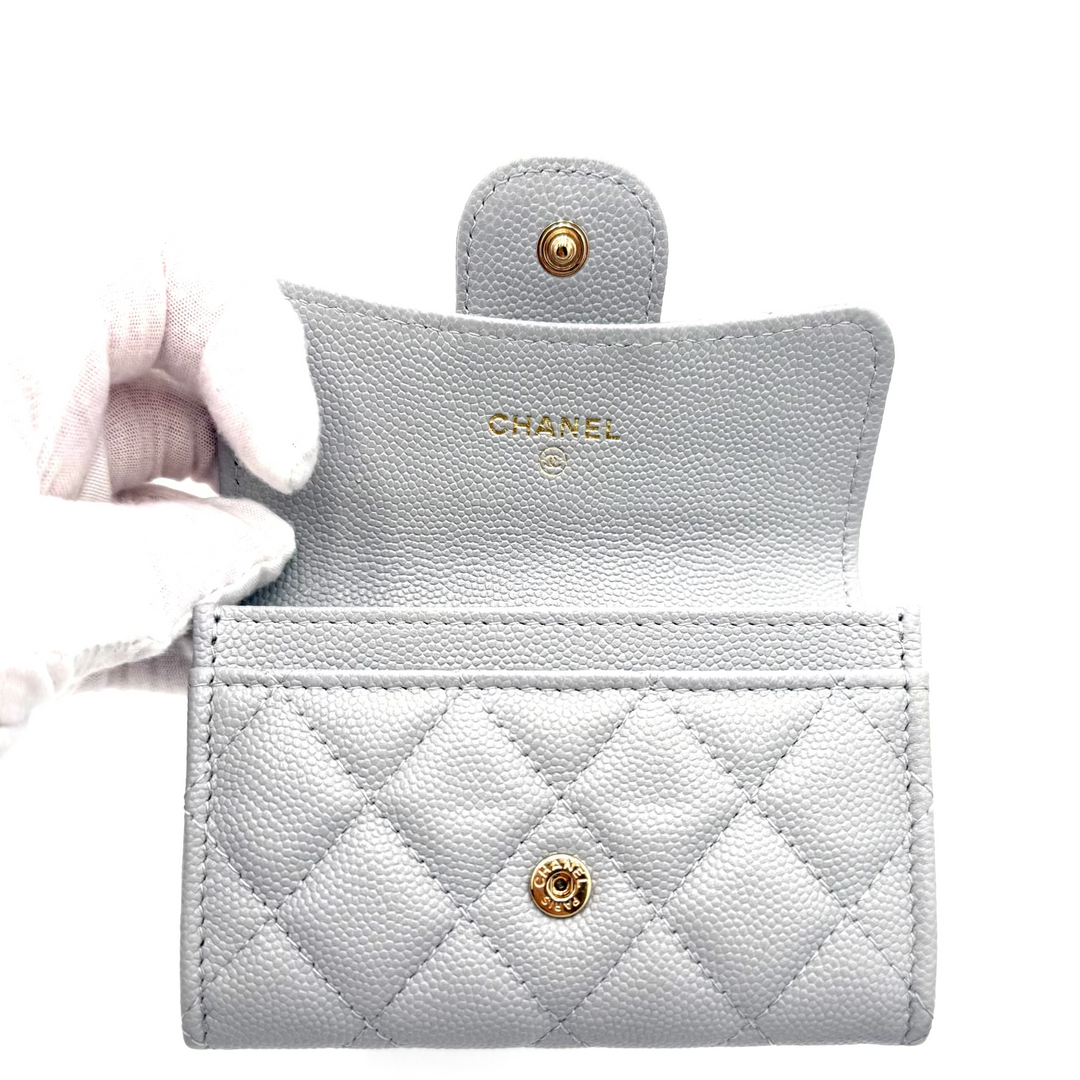 Flap Caviar Quilted Card Holder