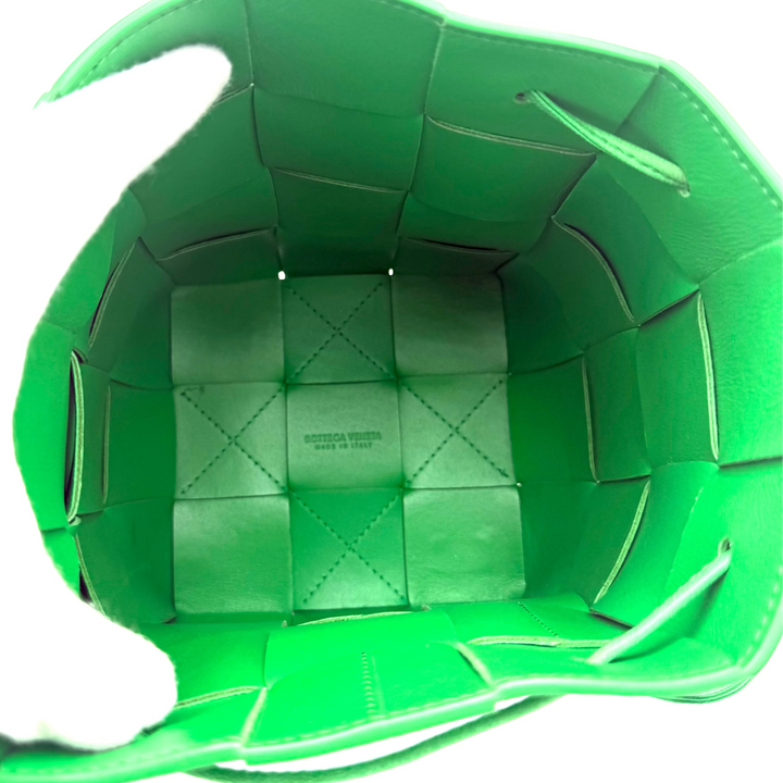 Cassette Small Nappa Maxi Intrecciato Bucket Bag