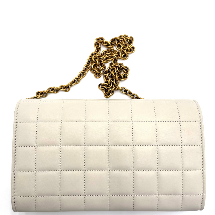 Le Maillon Chocolate Bar Wallet on Chain In Ivory Leather