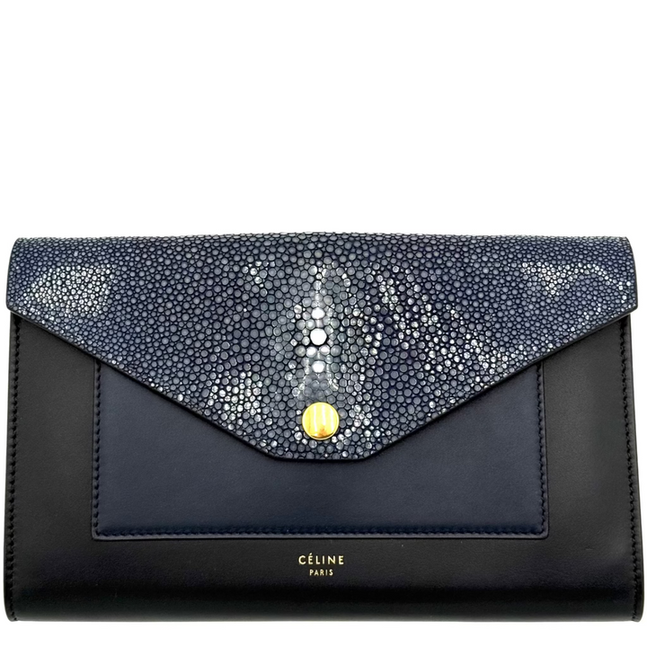 Pocket Stingray Clutch on Chain Bag