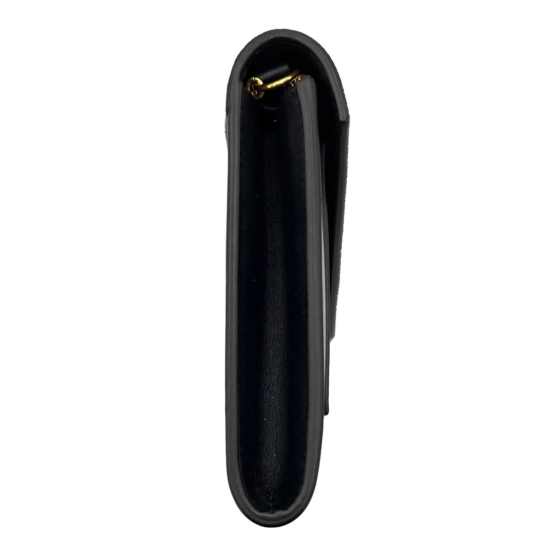 Pocket Stingray Clutch on Chain Bag