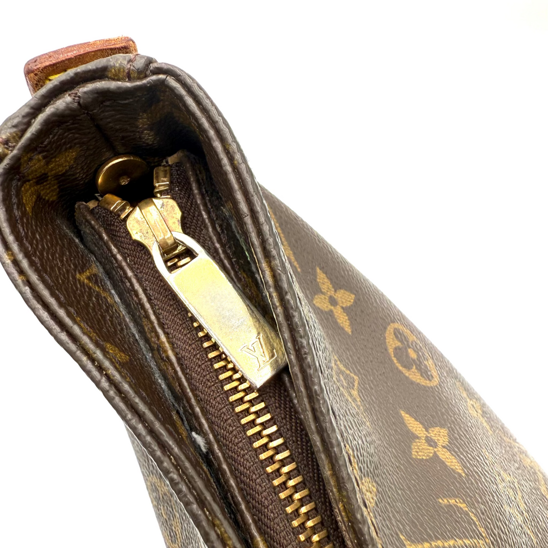 Looping GM Monogram Canvas Shoulder Bag