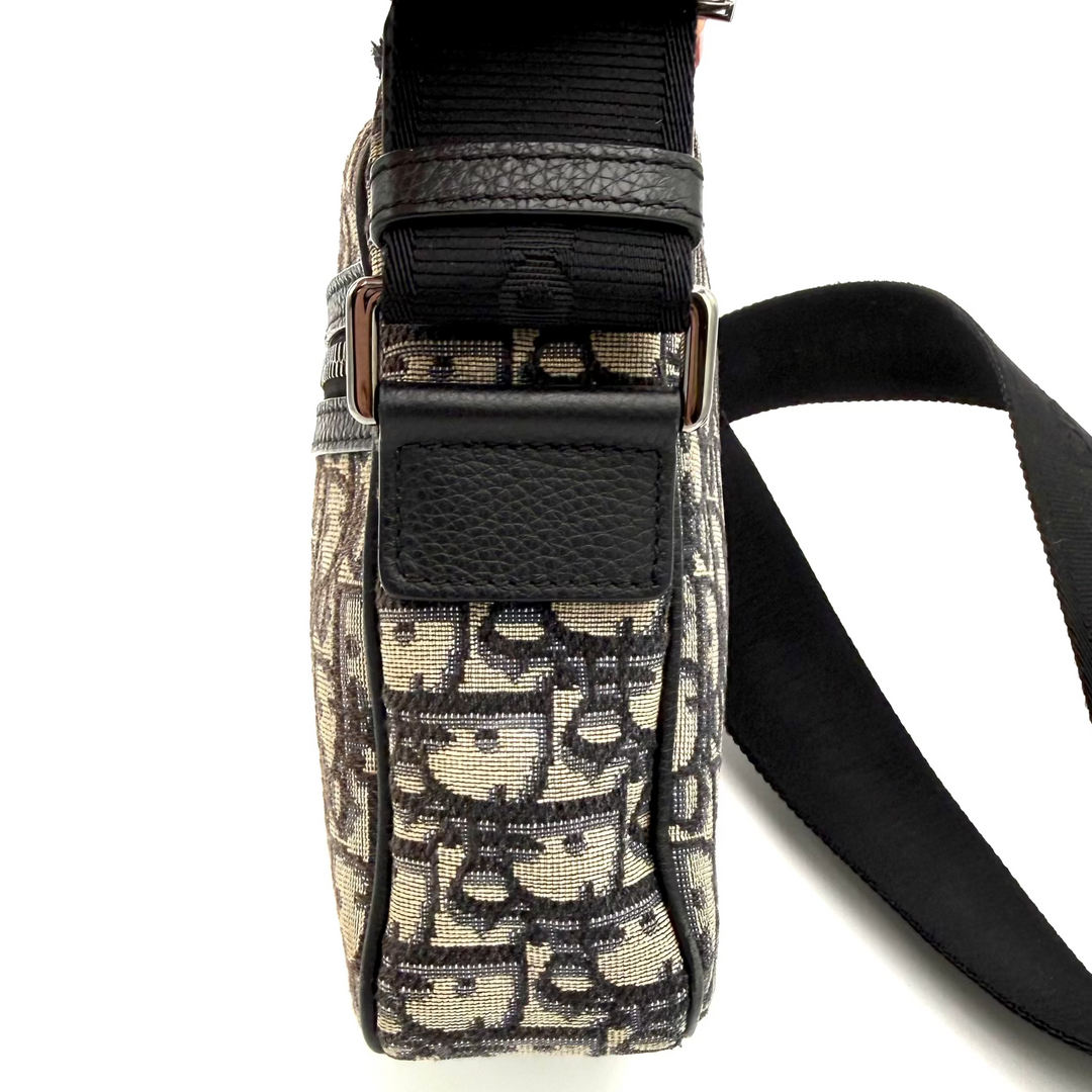 Oblique Messenger Crossbody Pouch
