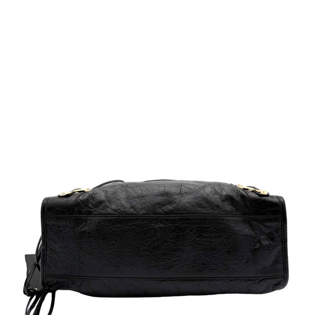 New City Classic Medium Leather Bag