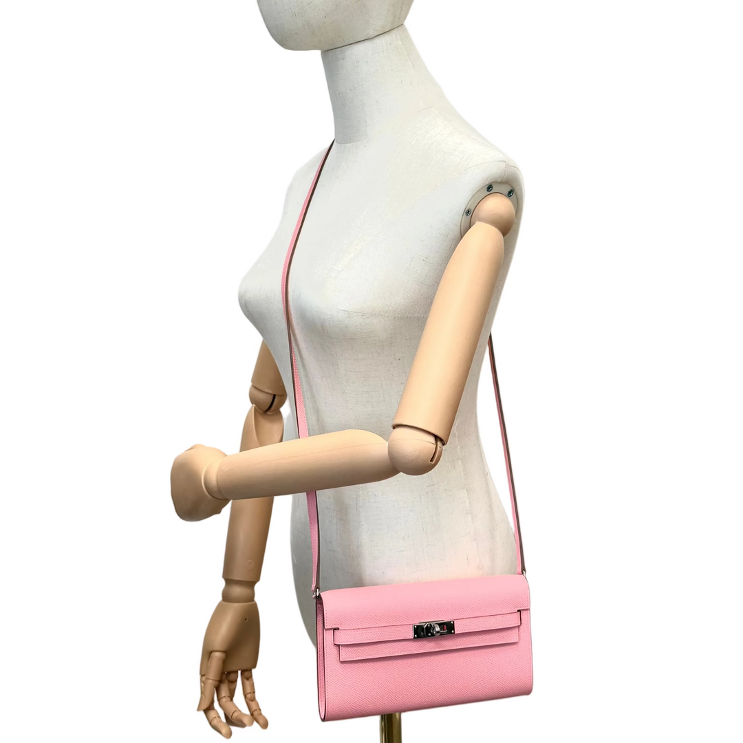 Classique Kelly to Go Wallet in Rose Confetti Epsom Leather