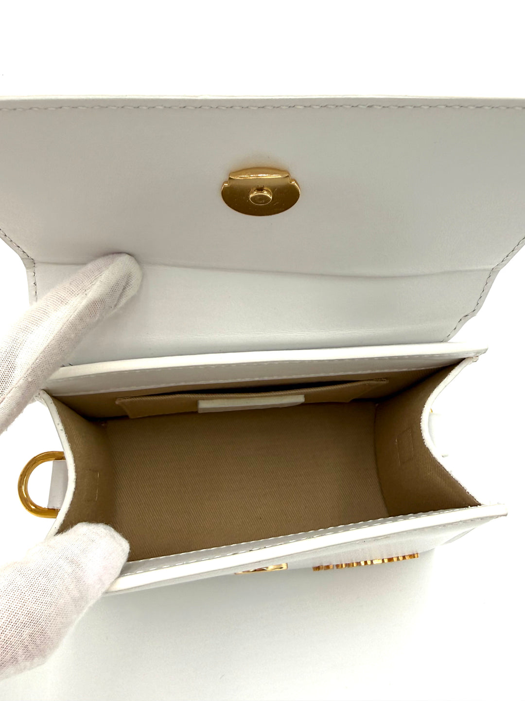 Le Chiquito Medium Top Handle Leather Bag