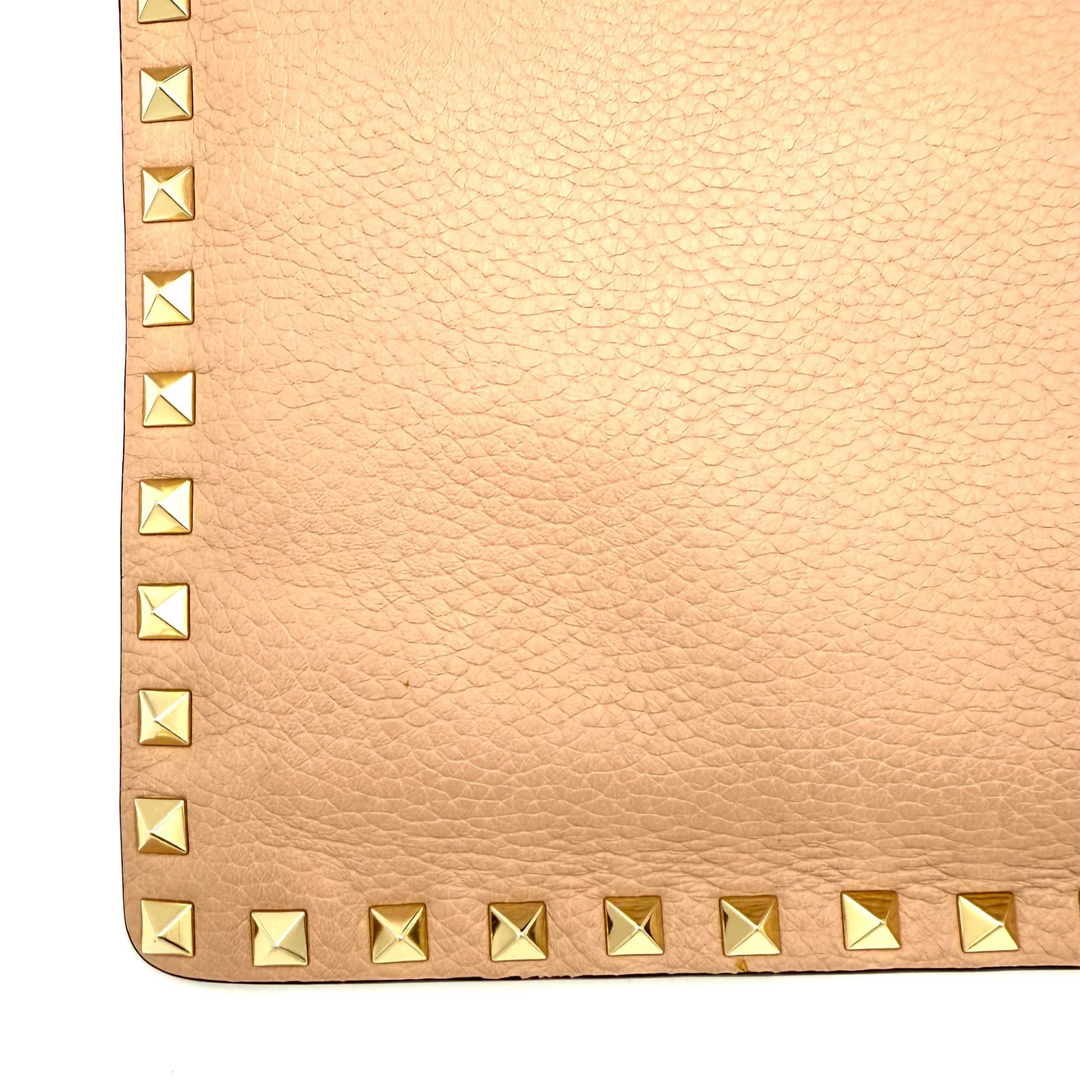 Rockstud Large Leather Clutch Bag