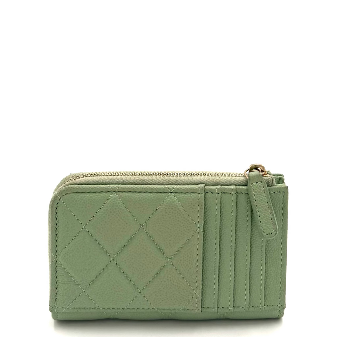 Classic Zipped Quilted Caviar Card Holder