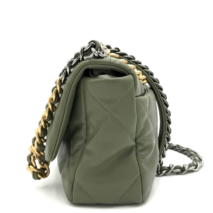 19 Medium Lambskin Leather Handbag