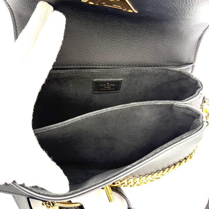 Black Taurillon Leather Oxford Lockme Crossbody Bag
