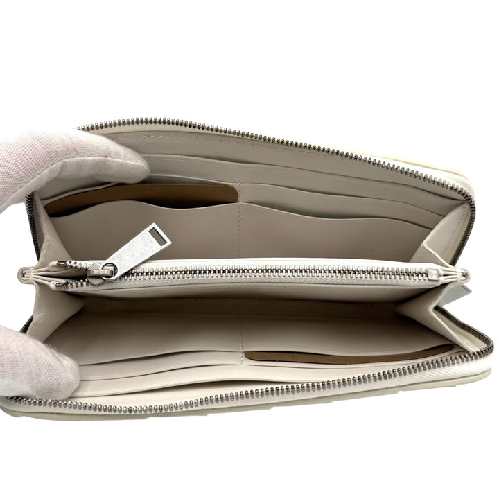 Intreccio Leather Clutch Wallet in White