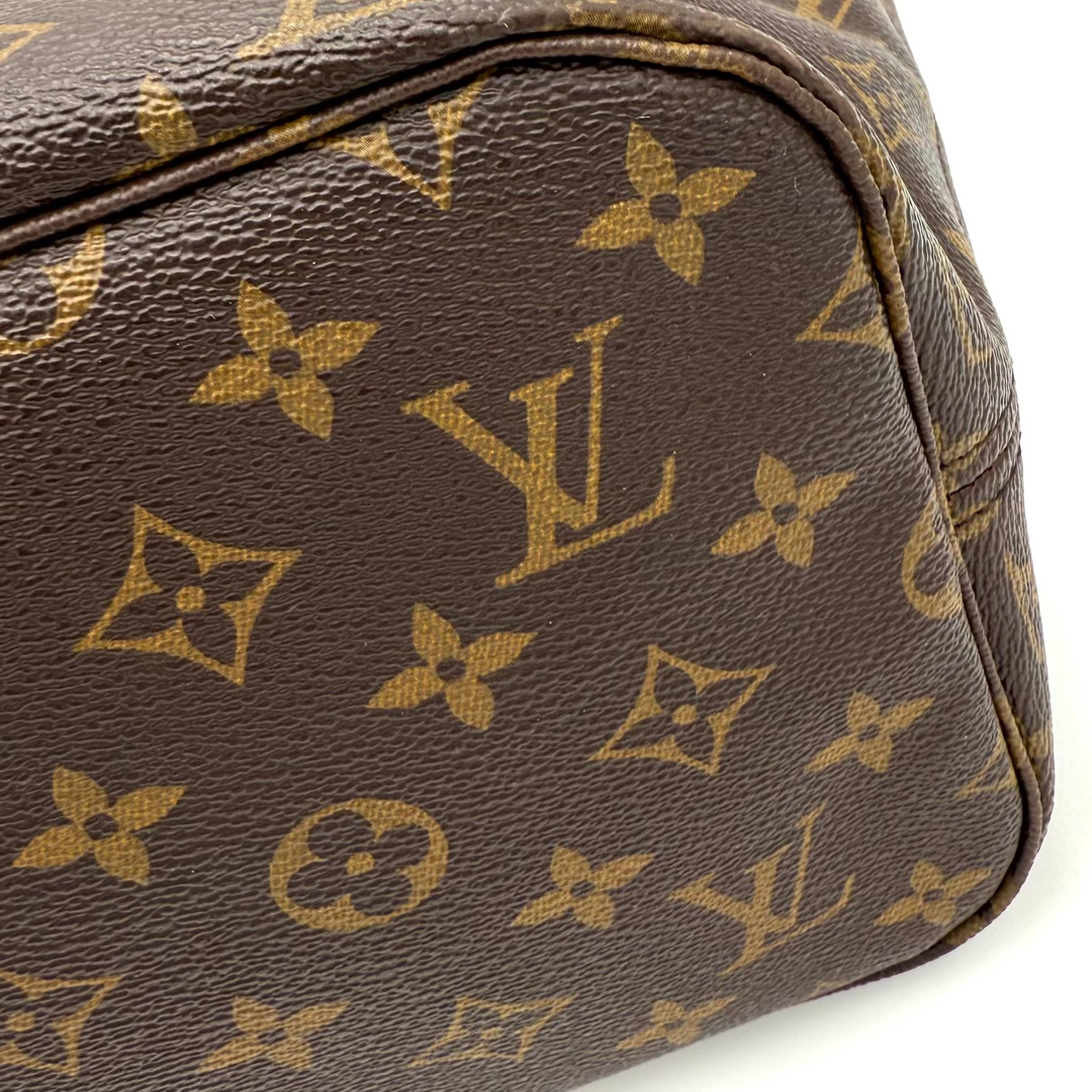 Monogram Canvas Neverfull MM with Pivoine Interior