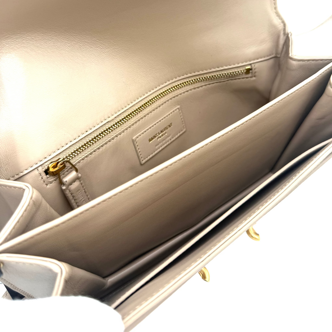 Le Maillon Beige Shoulder Bag With Matte Gold Hardware