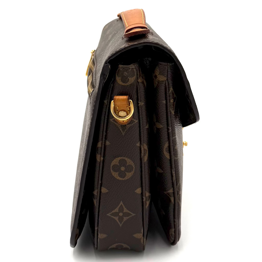 Pochette Métis Monogram Canvas Shoulder Bag