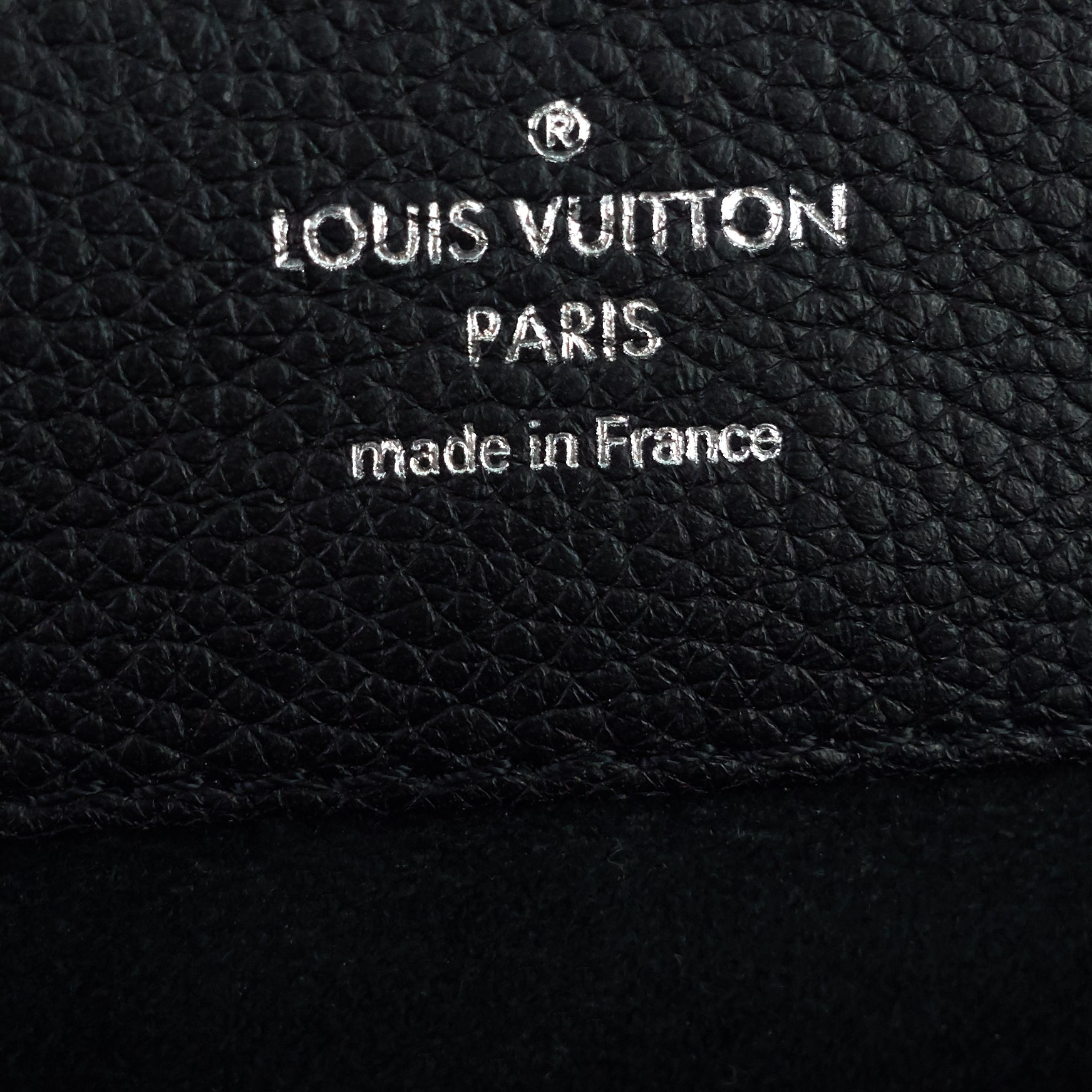 Mini backpack Lockme Louis Vuitton Black Leather ref.103776 - Joli Closet