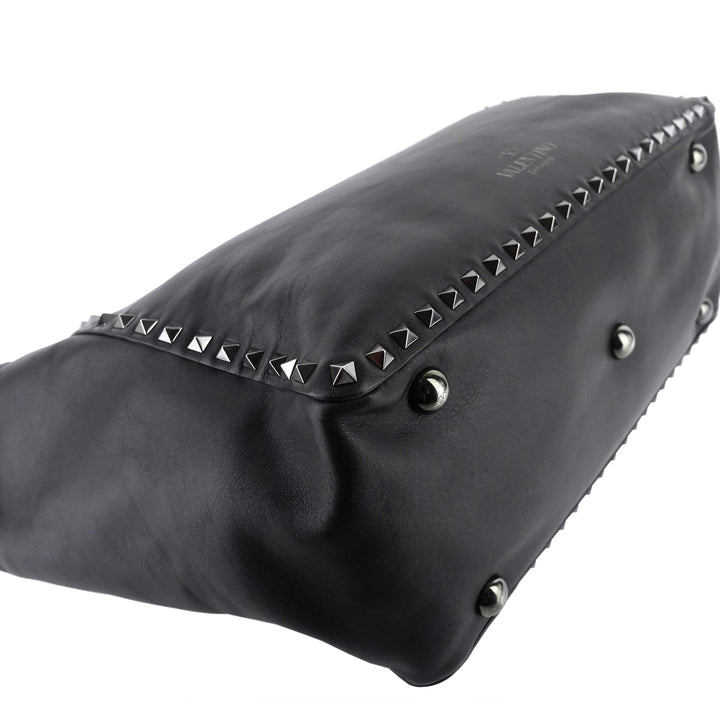 Rockstud Medium Calfskin Leather Bag