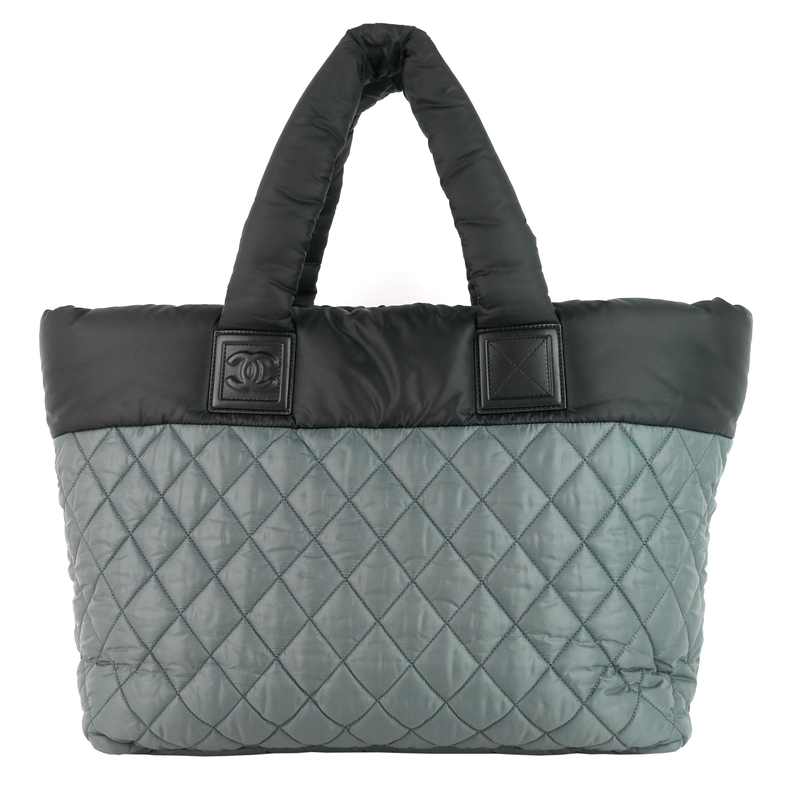 バッグ coco Chanel Coco Cocoon Bicolour Nylon Tote Bag – Poshbag Boutique