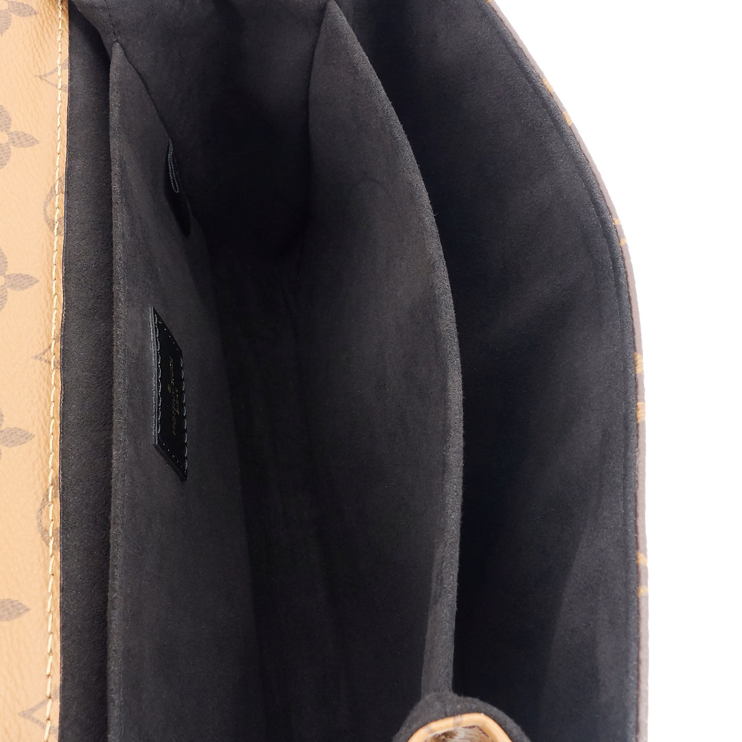 Pochette Metis Reverse Monogram Canvas Bag