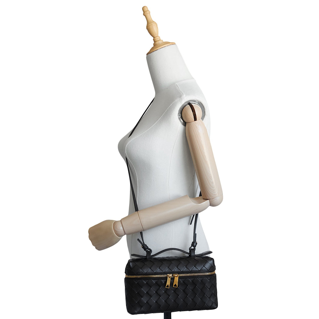 Bang Bang Intrecciato Leather Bag