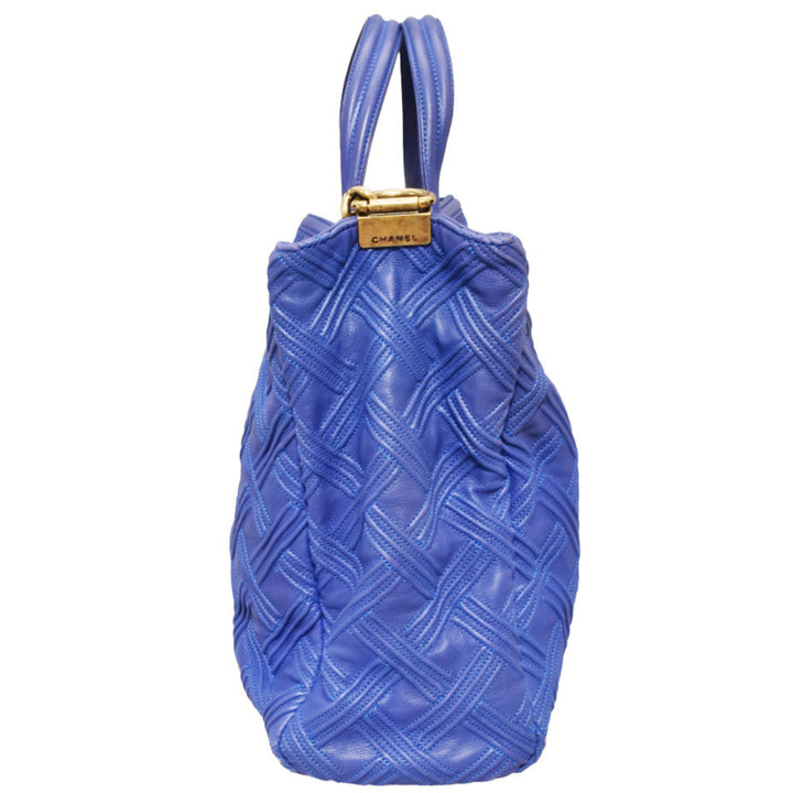 Retro Girl Shoping Tote