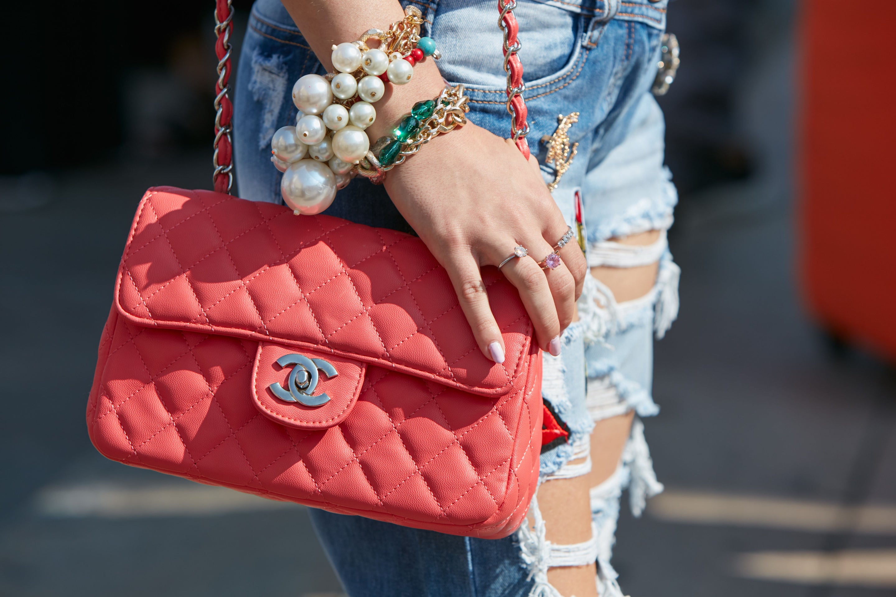 Chanel bag - Huntessa Luxury Online Consignment Boutique