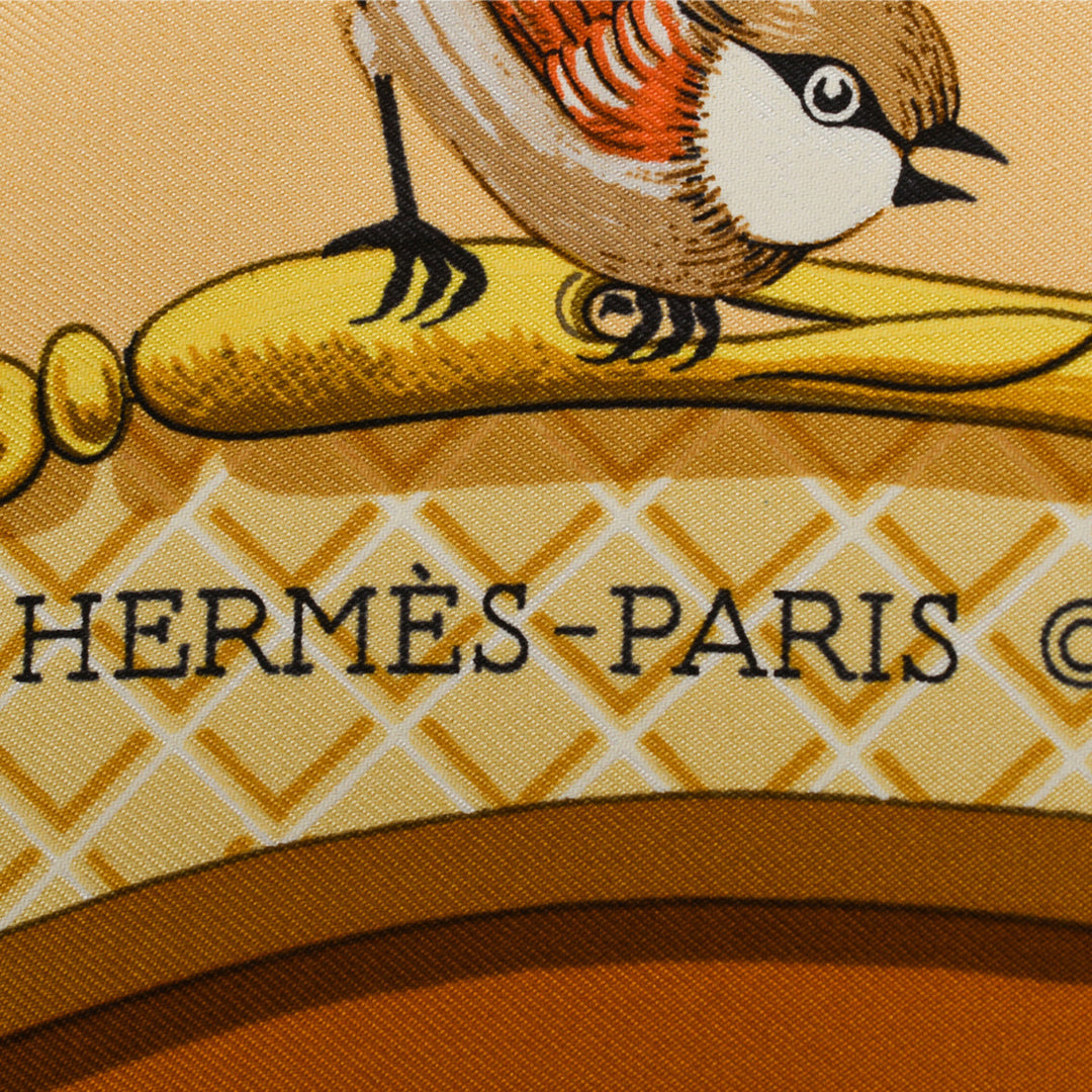 La Cle Des Champs Silk Scarf