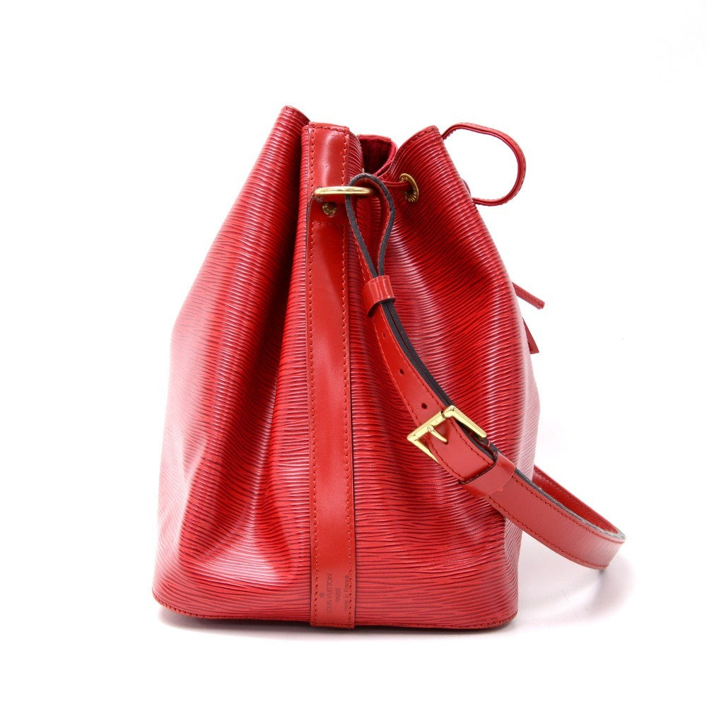 petit noe red epi leather bag
