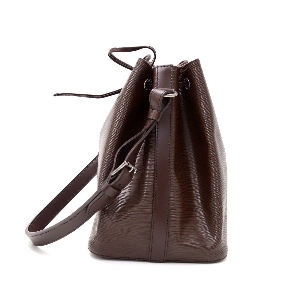 Noé cloth handbag Louis Vuitton Brown in Cloth - 31654810