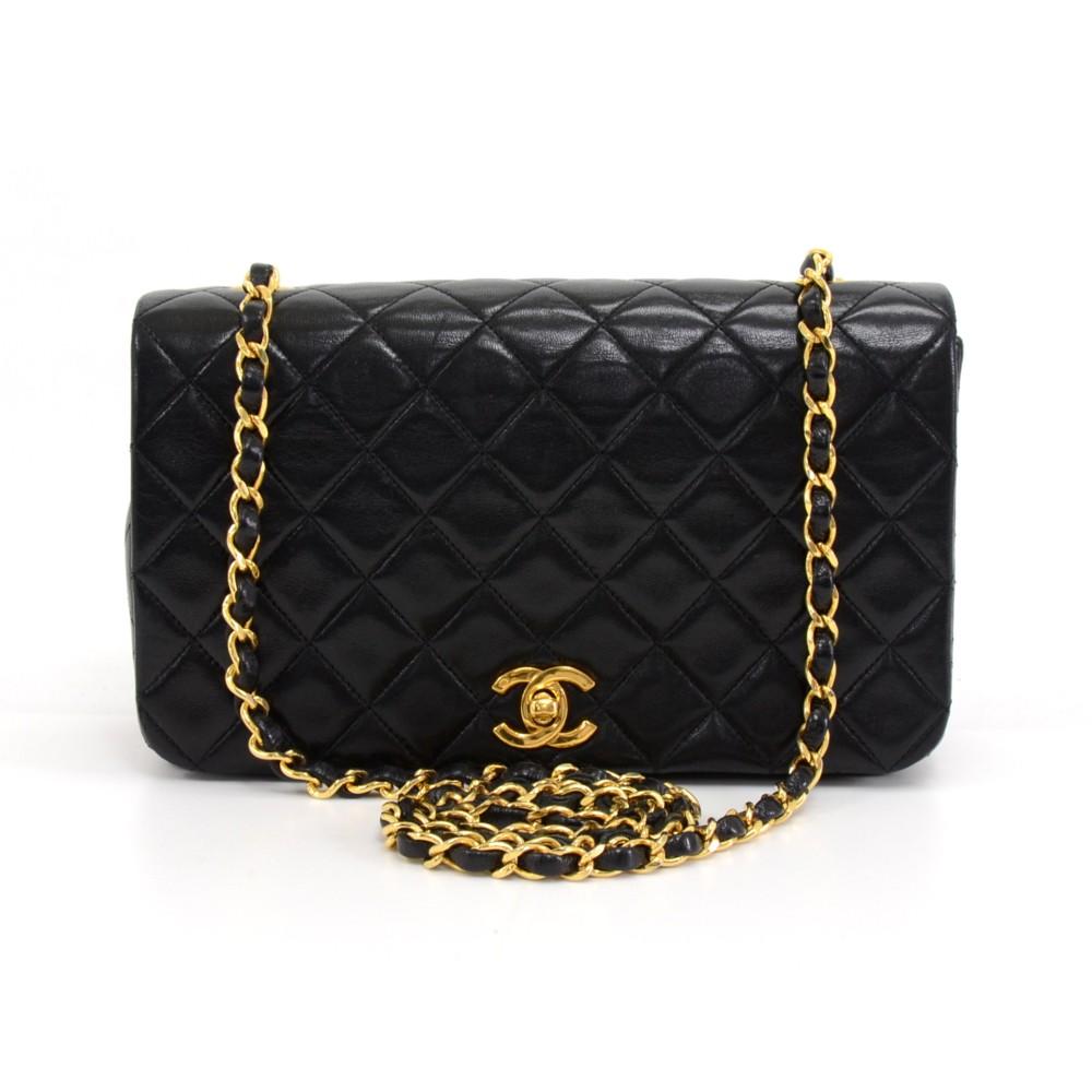 9" classic quilted lambskin leather shoulder bag