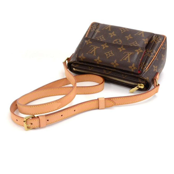 viva cite pm monogram canvas shoulder bag