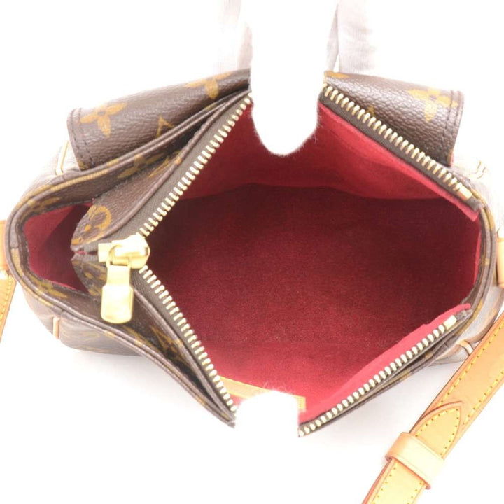 viva cite pm monogram canvas shoulder bag