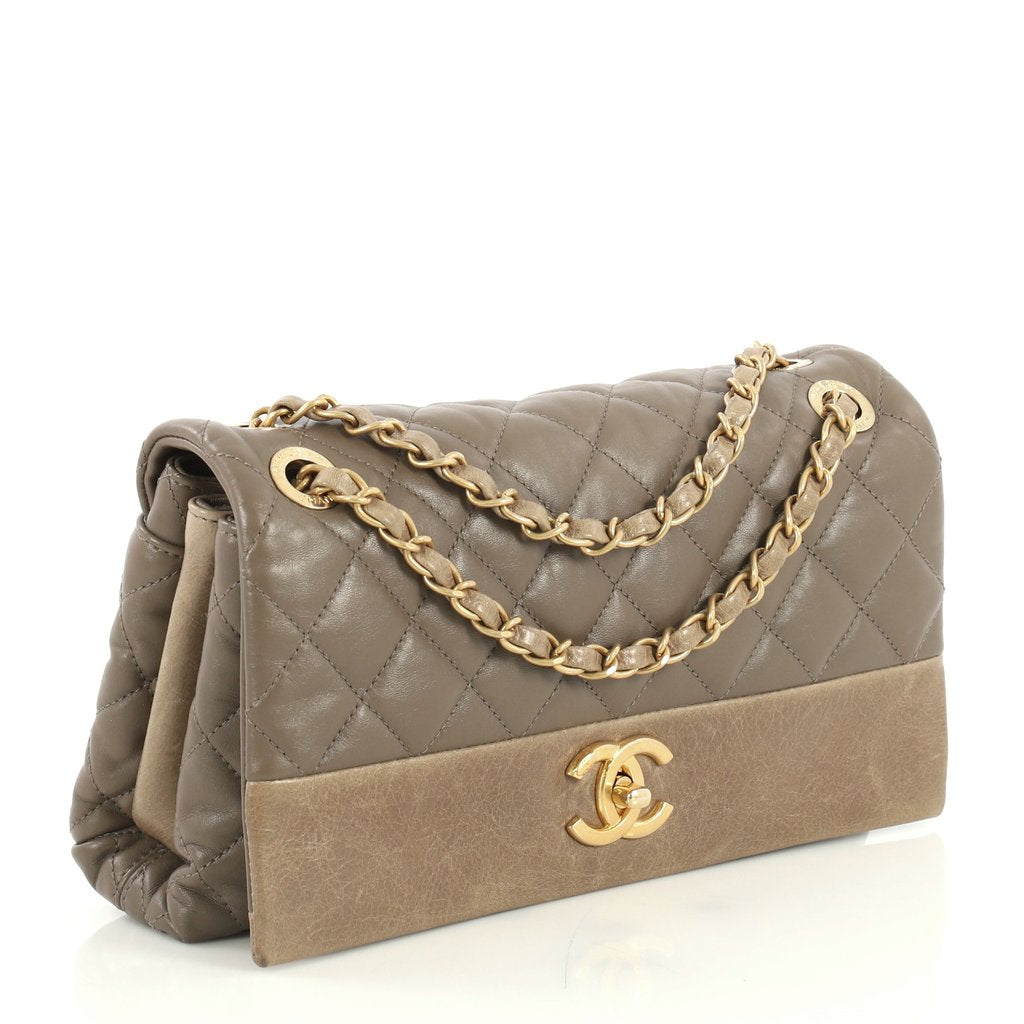 Pre-Owned Chanel Soft Elegance Flap Medium Calf Leather Bag