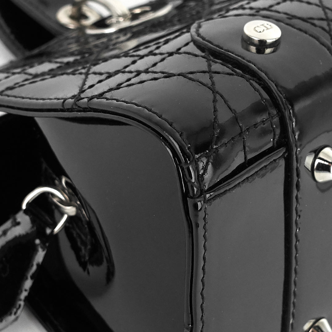 lady dior east west patent leather handbag