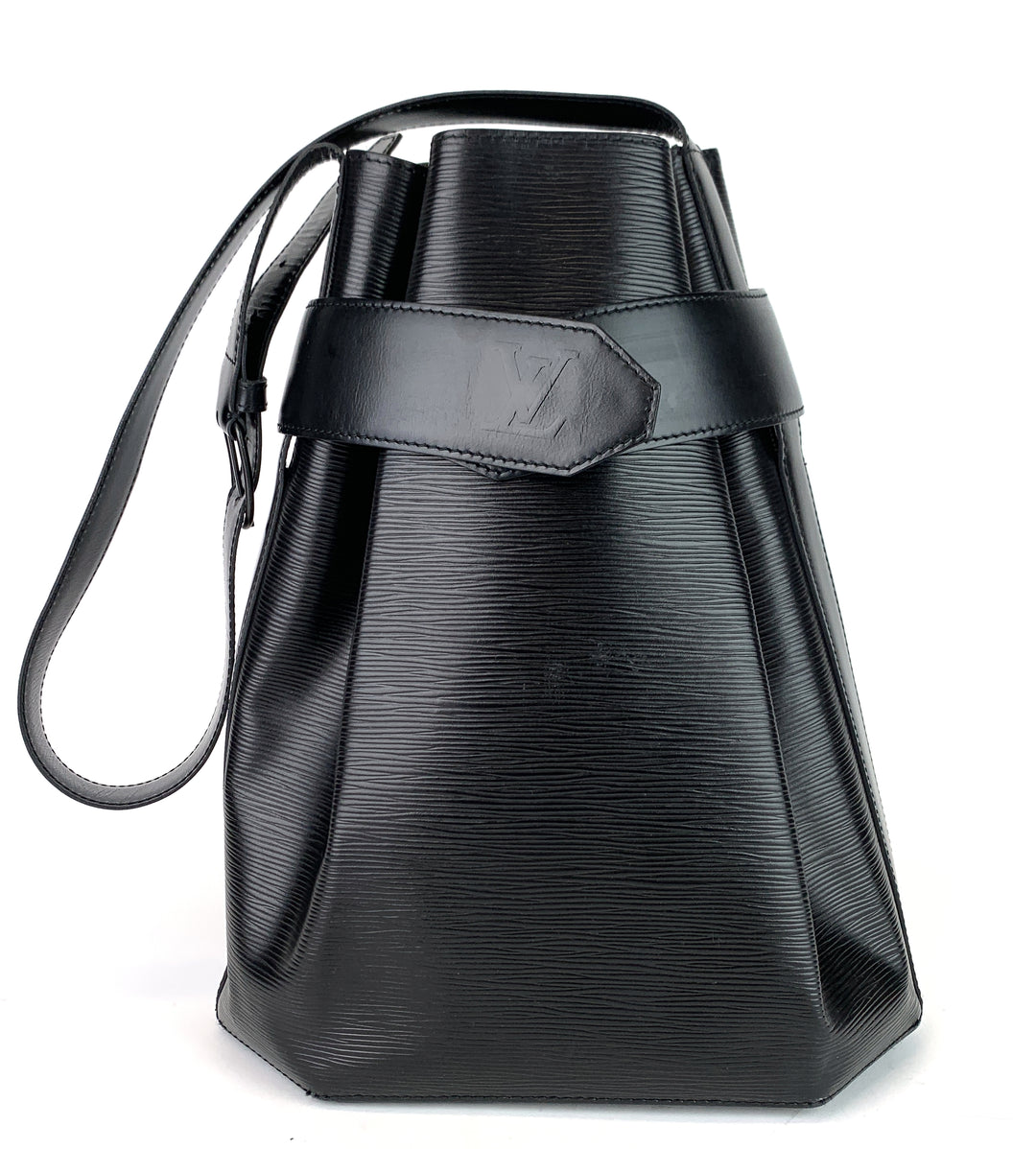 sac d'epaule gm black epi leather bag