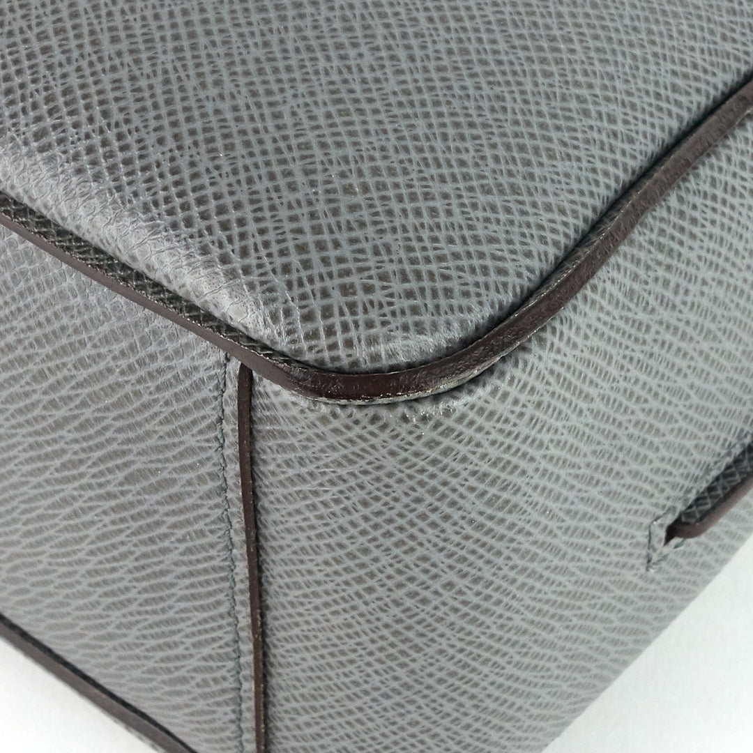 roman mm taiga leather messenger bag