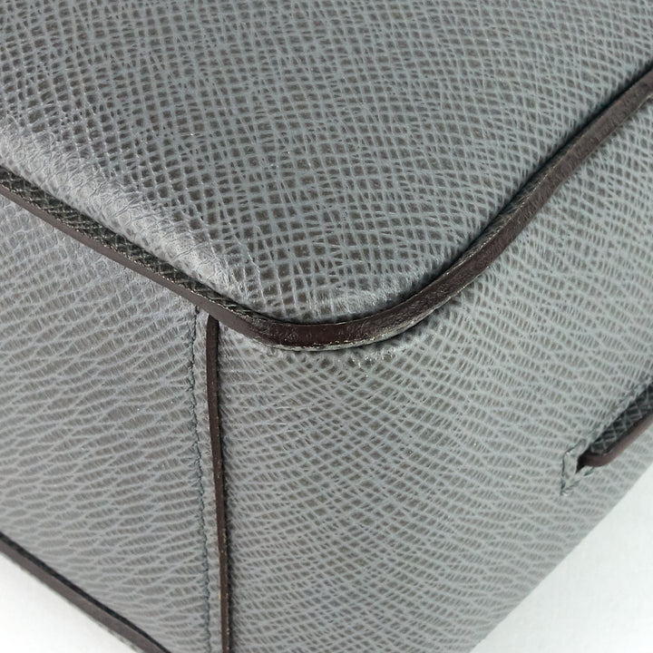 roman mm taiga leather messenger bag