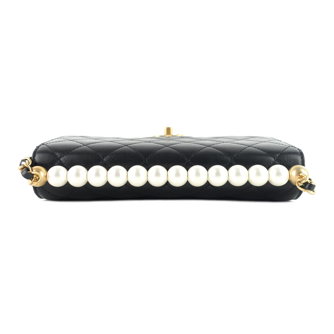 chic pearls mini lambskin leather bag
