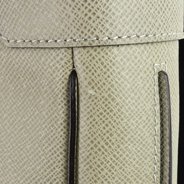 milo taiga leather messenger bag