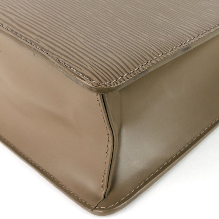 sac plat gm brown epi leather bag