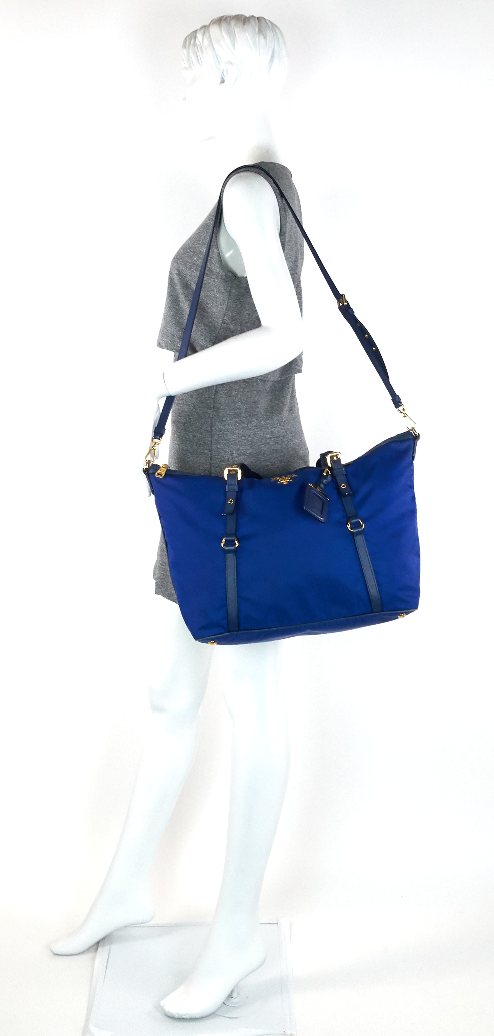 バッグ PRADA Tessuto Nylon & Leather Tote Bag Prada Tessuto Nylon Tote Bag – Designer Exchange Consignment TO