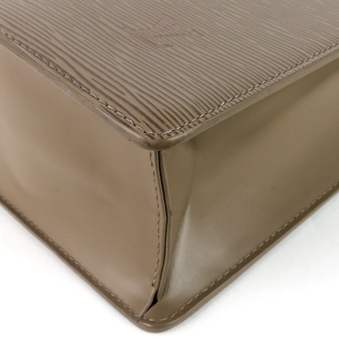 sac plat gm brown epi leather bag