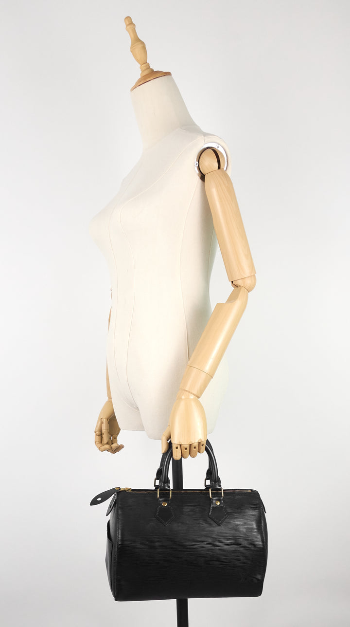 speedy 25 black epi leather bag