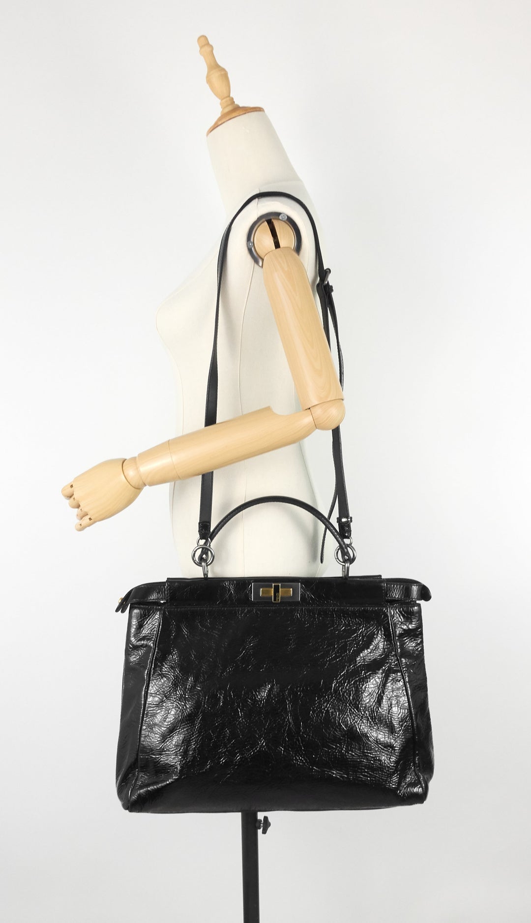peekaboo large crinkled patent leather bag