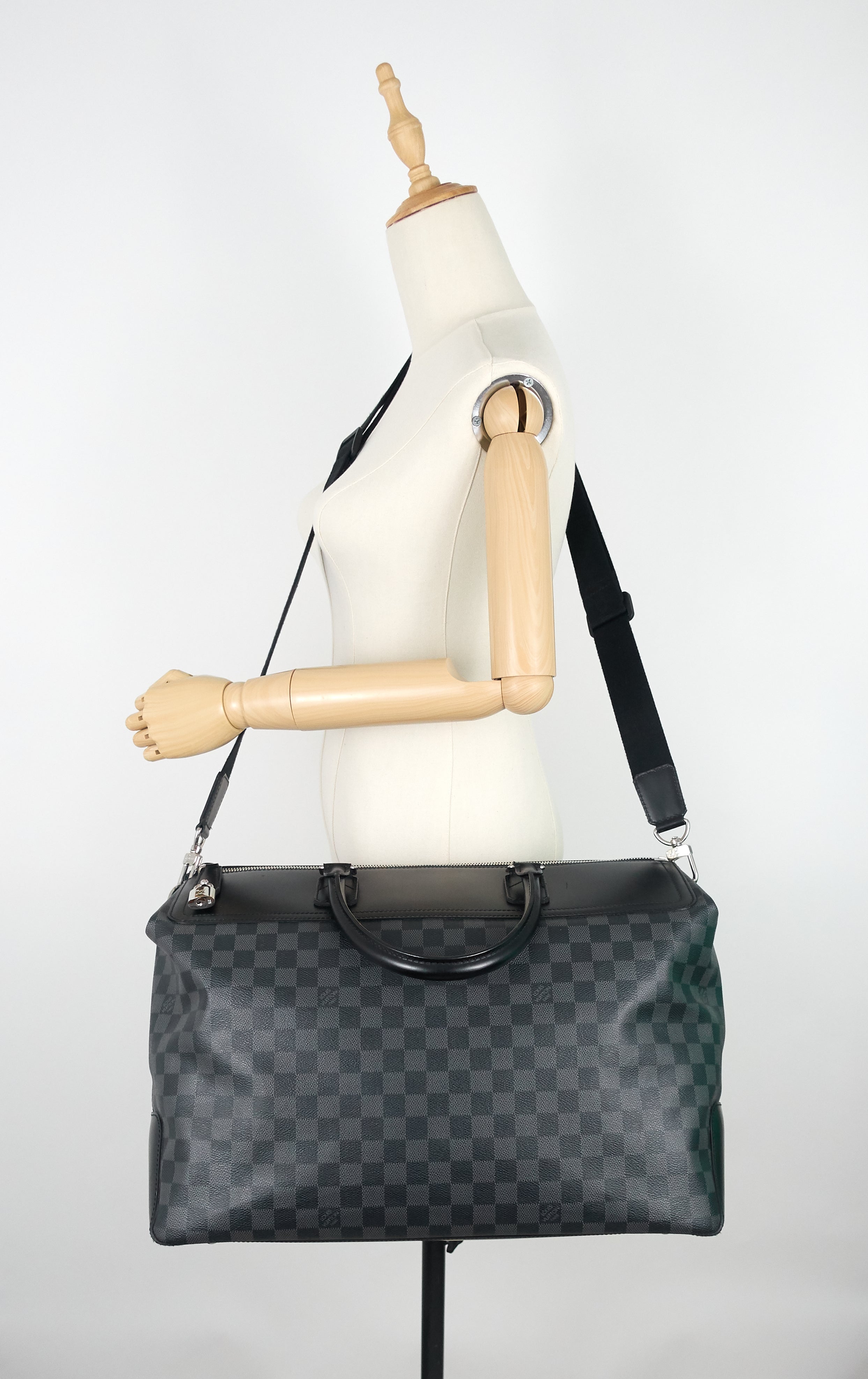 Louis Vuitton Neo Greenwich Damier Graphite Canvas Bag – Poshbag