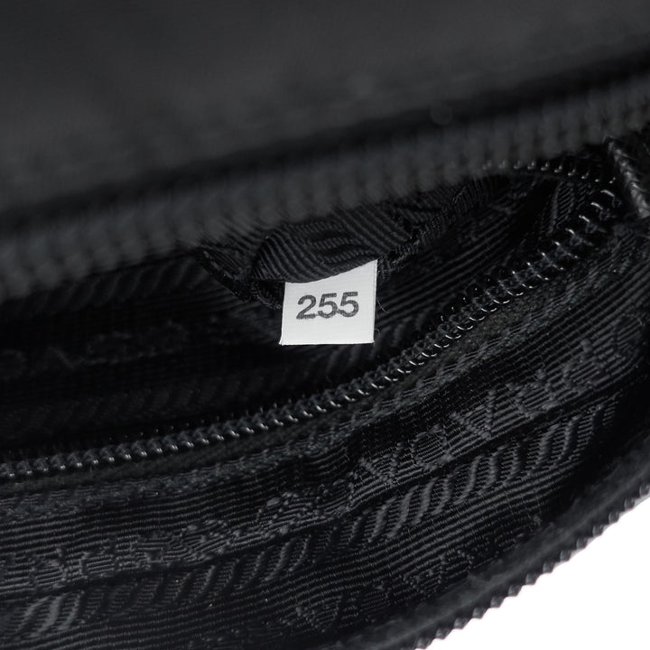 tessuto nylon pouch with wristlet