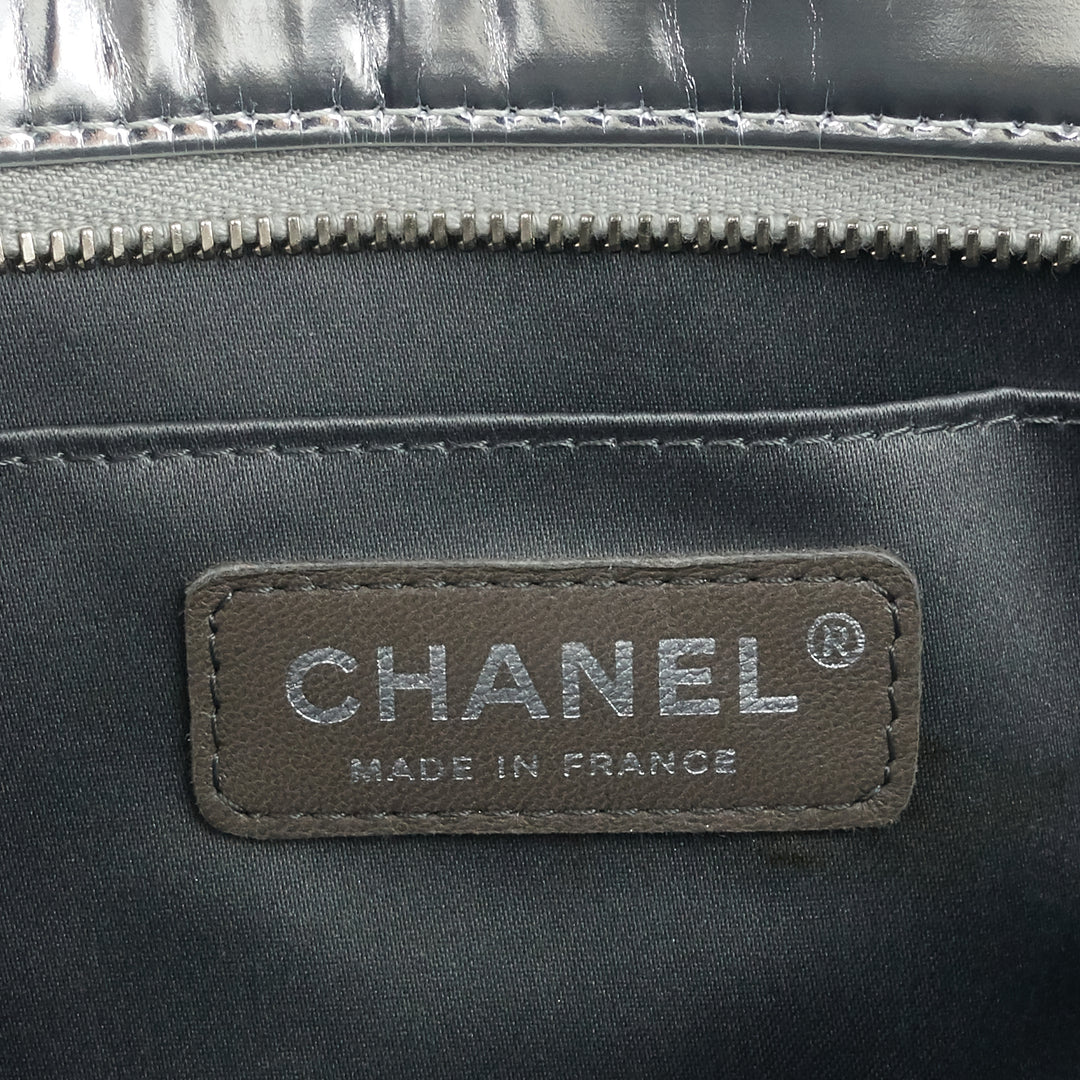 lucky symbols patent leather handbag