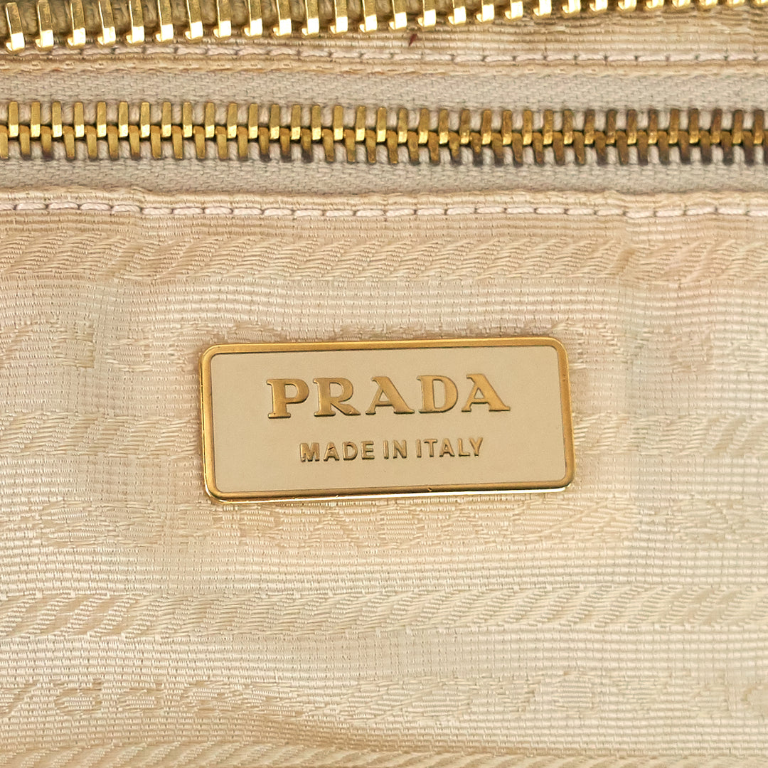 canvas and leather shoulder bag