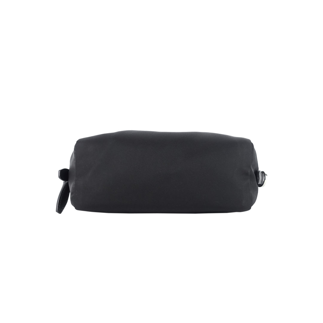 tessuto nylon pouch with wristlet